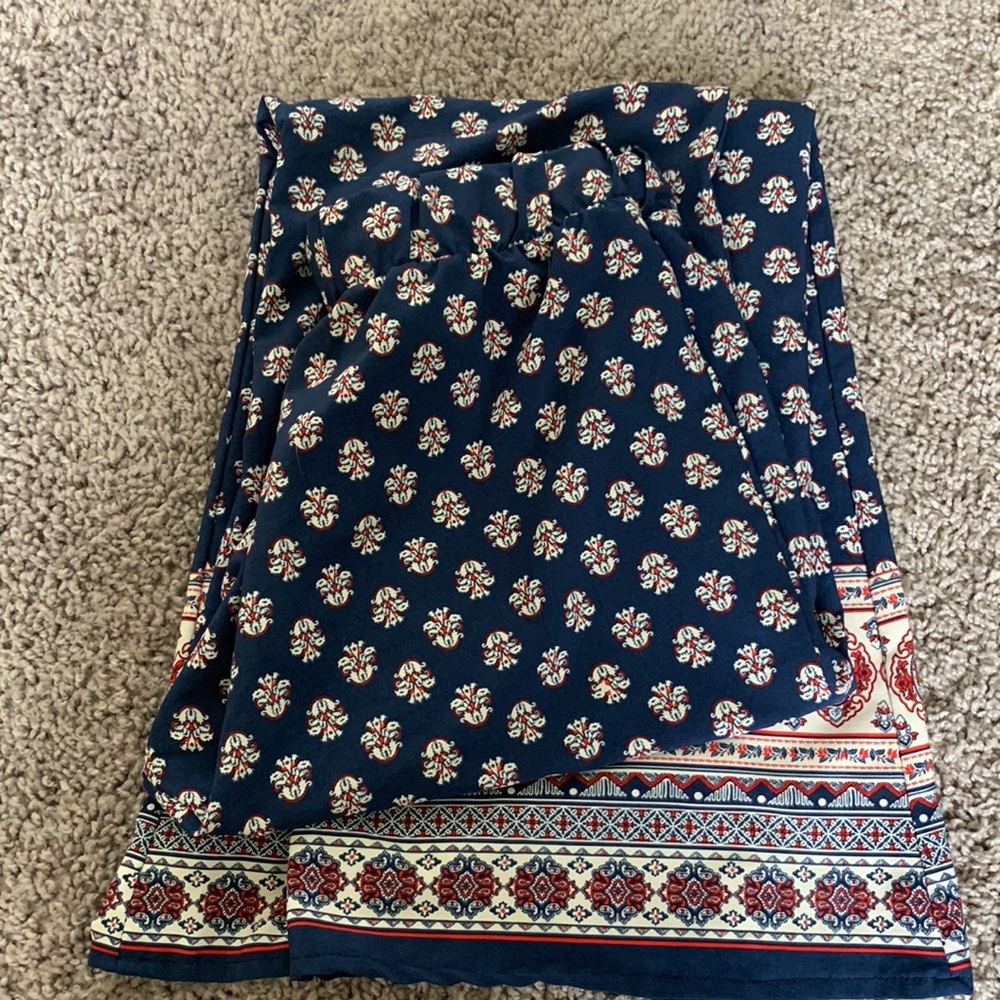 Flared pattern Pant - Picture 5 of 7